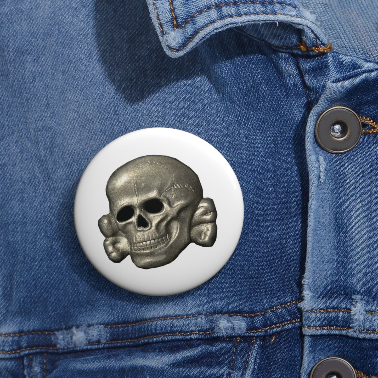 Skull Pin Button